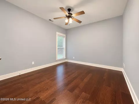 Bedroom - 1657 Carlee Dr, Hernando, MS 38632 photo 2 of 4