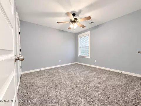 Bedroom - 1657 Carlee Dr, Hernando, MS 38632 photo 4 of 4