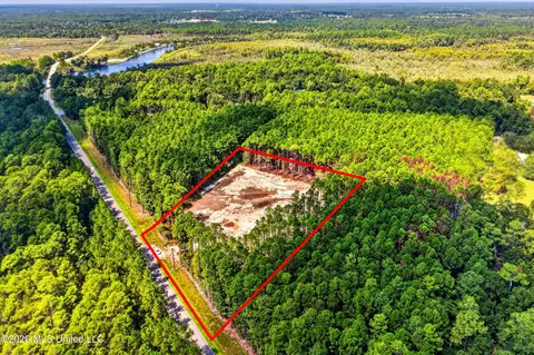 3 Menge Avenue, Pass Christian, MS 39571