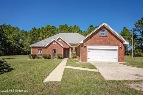8699 Old Ccc Camp Rd, Ocean Springs, MS 39564