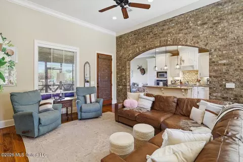 Living - 87 Brisco St, Madison, MS 39110 photo 2 of 3