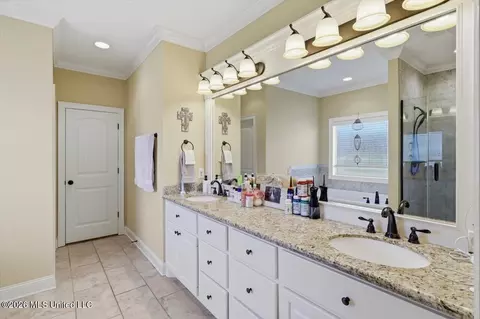 Bath - 87 Brisco St, Madison, MS 39110 photo 1 of 4