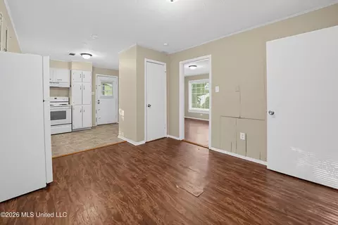Entry Way - 3976 Rainey Rd, Jackson, MS 39212 photo 1 of 1