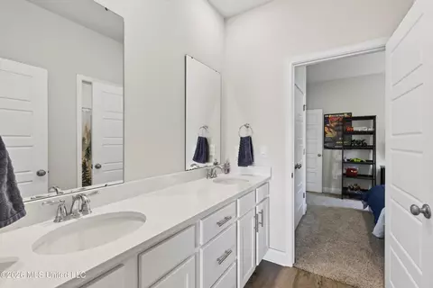Entry Way - 5000 Sand Dollar Dr, Long Beach, MS 39560 photo 10 of 13