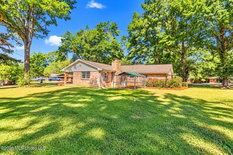Exterior - 1302 Sunset Dr, Canton, MS 39046 photo 8 of 11