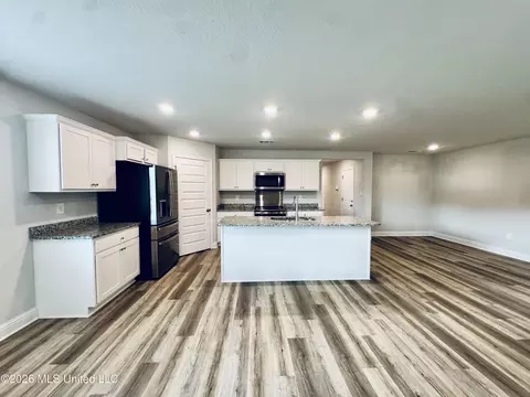 Kitchen - 123 Mill Ct, Lucedale, MS 39452 photo 2 of 3