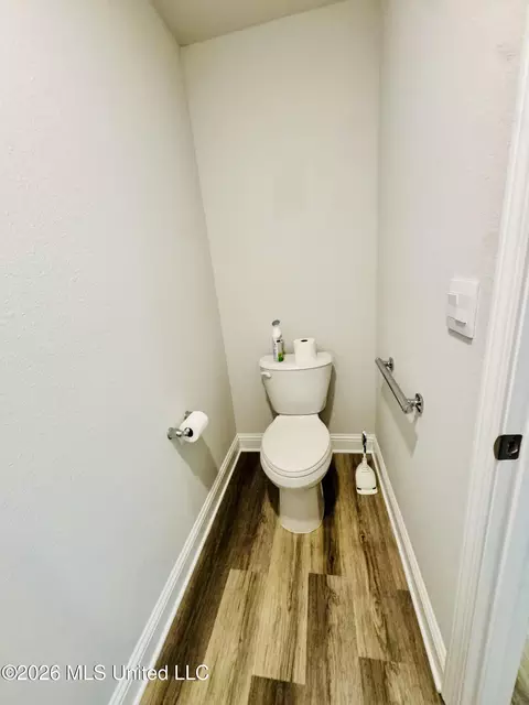 Bath - 123 Mill Ct, Lucedale, MS 39452 photo 7 of 7