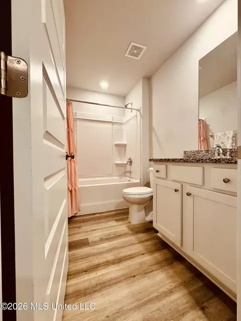Bath - 123 Mill Ct, Lucedale, MS 39452 photo 1 of 7