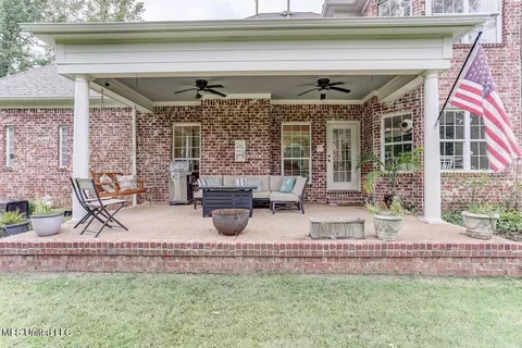 Exterior - 3914 Saddle Bnd, Olive Branch, MS 38654 photo 9 of 20
