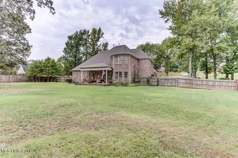 Exterior - 3914 Saddle Bnd, Olive Branch, MS 38654 photo 12 of 20