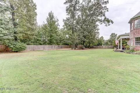 Exterior - 3914 Saddle Bnd, Olive Branch, MS 38654 photo 13 of 20