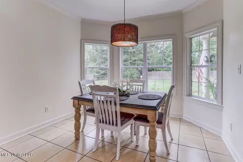 Dining - 3914 Saddle Bnd, Olive Branch, MS 38654 photo 3 of 4