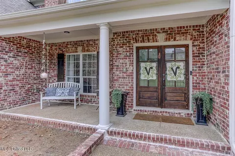 Exterior - 3914 Saddle Bnd, Olive Branch, MS 38654 photo 8 of 20