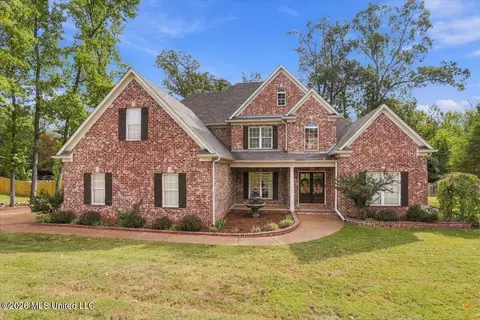 Exterior - 3914 Saddle Bnd, Olive Branch, MS 38654 photo 7 of 20