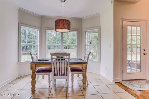Dining - 3914 Saddle Bnd, Olive Branch, MS 38654 photo 4 of 4