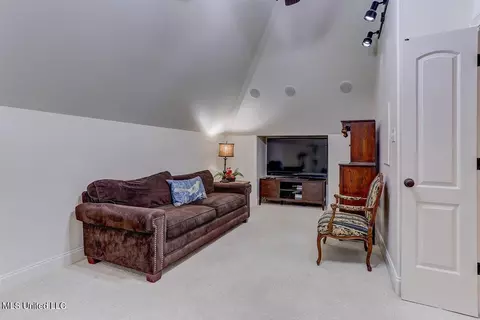 Other - 3914 Saddle Bnd, Olive Branch, MS 38654 photo 8 of 15