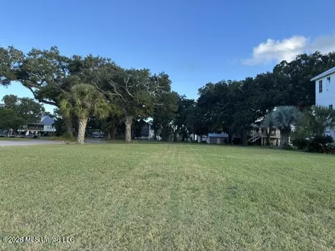 754 W Beach Blvd, Pass Christian, MS 39571