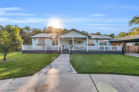 349 Rosehart Ave, Pass Christian, MS 39571