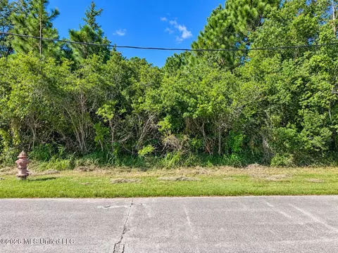 151 Waveland Ave, Waveland, MS 39576