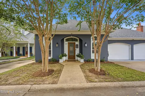 Exterior - 109 Northpointe Pkwy, Jackson, MS 39211 photo 2 of 8