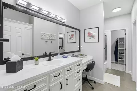 Bath - 109 Northpointe Pkwy, Jackson, MS 39211 photo 2 of 5