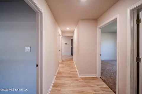 Entry Way - 8265 Curry Rd, Biloxi, MS 39532 photo 8 of 12