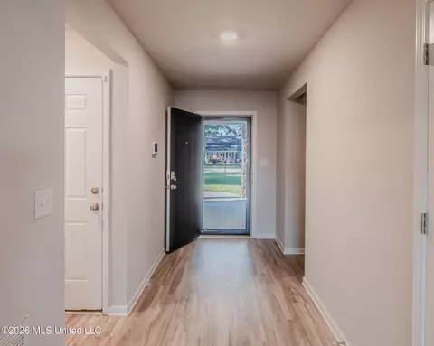 Entry Way - 8265 Curry Rd, Biloxi, MS 39532 photo 1 of 12