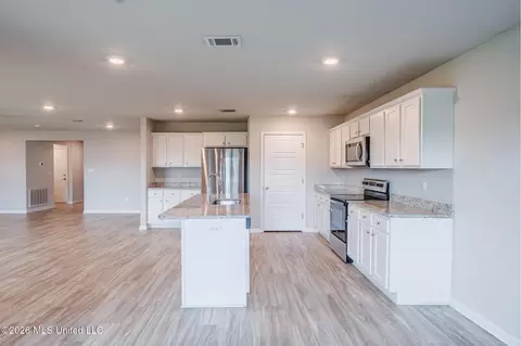 Kitchen - 8265 Curry Rd, Biloxi, MS 39532 photo 4 of 4
