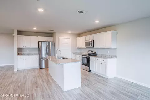 Kitchen - 8265 Curry Rd, Biloxi, MS 39532 photo 3 of 4