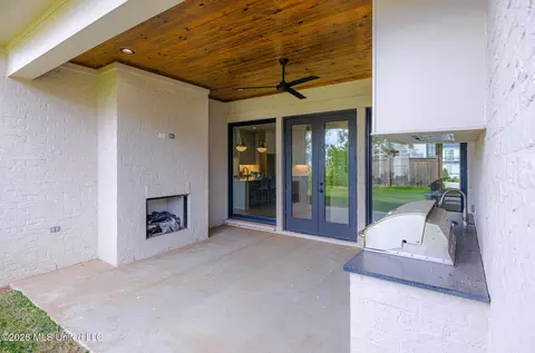 Exterior - 461 Whittington Cir, Madison, MS 39110 photo 8 of 9
