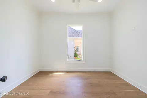Bedroom - 461 Whittington Cir, Madison, MS 39110 photo 6 of 8