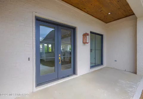 Exterior - 461 Whittington Cir, Madison, MS 39110 photo 7 of 9