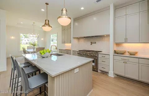 Kitchen - 461 Whittington Cir, Madison, MS 39110 photo 2 of 6