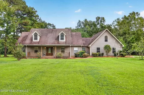 418 Salem Rd, Picayune, MS 39466