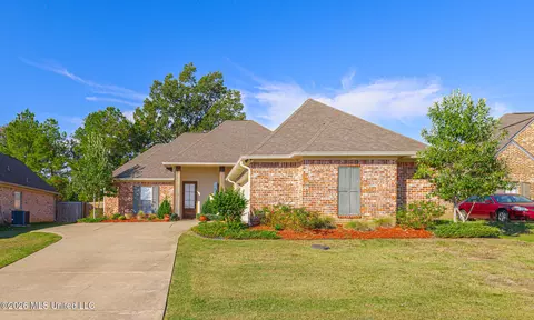 Exterior - 285 Winterfield Ct, Brandon, MS 39042 photo 2 of 6