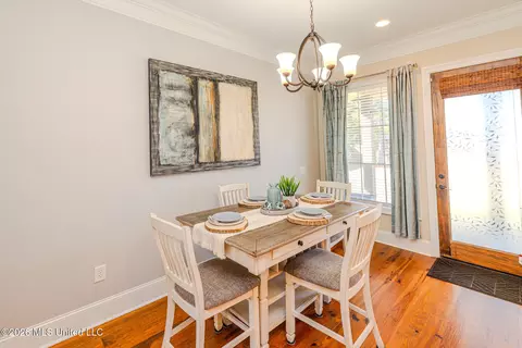 Dining - 285 Winterfield Ct, Brandon, MS 39042 photo 2 of 2