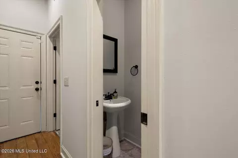 Entry Way - 307 Carr Meadow Dr, Ridgeland, MS 39157 photo 4 of 4