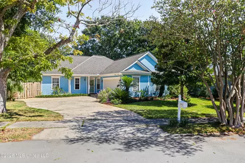 1612 Kelly Ave, Gulfport, MS 39501