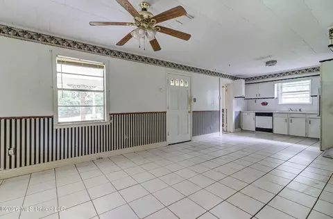 Living - 14037 Schonewitz Rd, Biloxi, MS 39532 photo 1 of 4