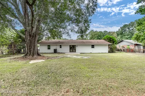 Exterior - 108 Crimson Ln, Brandon, MS 39042 photo 7 of 8