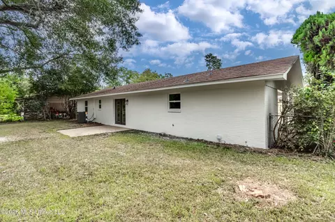 Exterior - 108 Crimson Ln, Brandon, MS 39042 photo 6 of 8