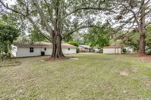 Exterior - 108 Crimson Ln, Brandon, MS 39042 photo 8 of 8