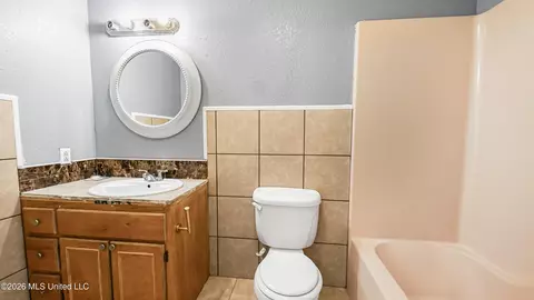 Bath - 4836 S Tanner St, Moss Point, MS 39563 photo 1 of 1