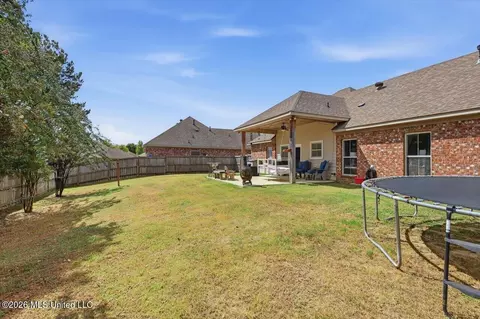 Exterior - 2022 E Ridge Cir, Madison, MS 39110 photo 7 of 7
