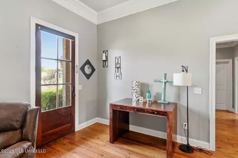 Entry Way - 2022 E Ridge Cir, Madison, MS 39110 photo 1 of 3