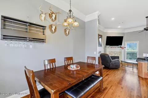 Dining - 2022 E Ridge Cir, Madison, MS 39110 photo 2 of 2
