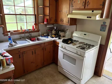 Kitchen - 704 W Monticello St, Brookhaven, MS 39601 photo 1 of 2
