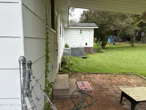 Exterior - 704 W Monticello St, Brookhaven, MS 39601 photo 5 of 5