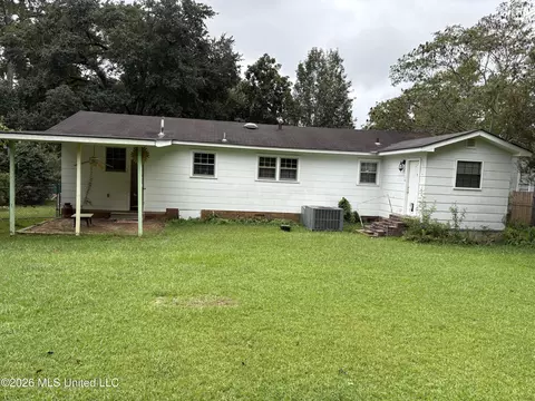 Exterior - 704 W Monticello St, Brookhaven, MS 39601 photo 2 of 5