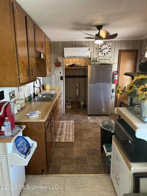 Kitchen - 191 Plum Bluff Dr, Lucedale, MS 39452 photo 2 of 3